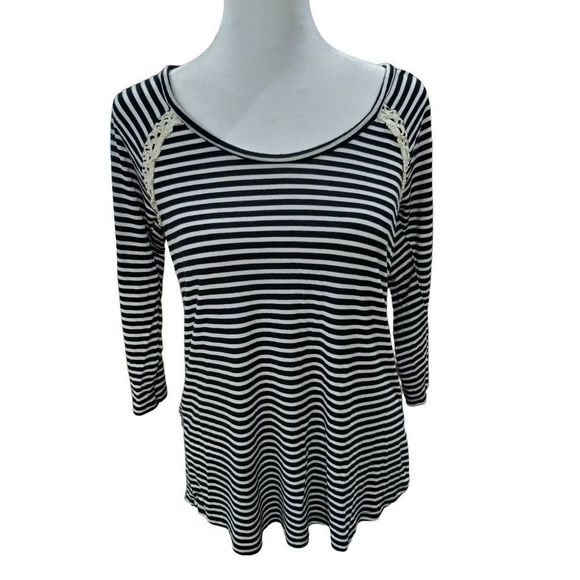 Vanity Lace Back Top, Black/White Stripes, High to Low Style, M - Picture 1 of 10